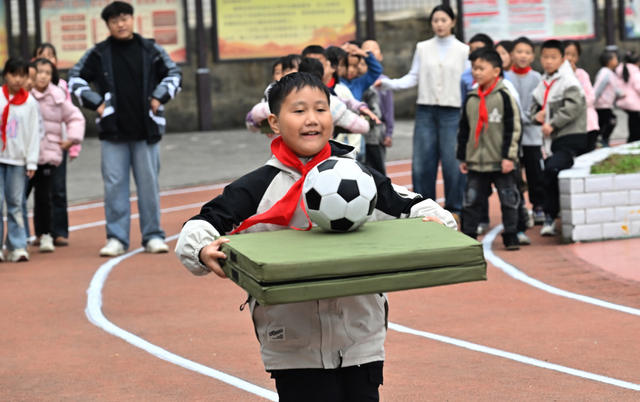 文教 校园大课间 运动 