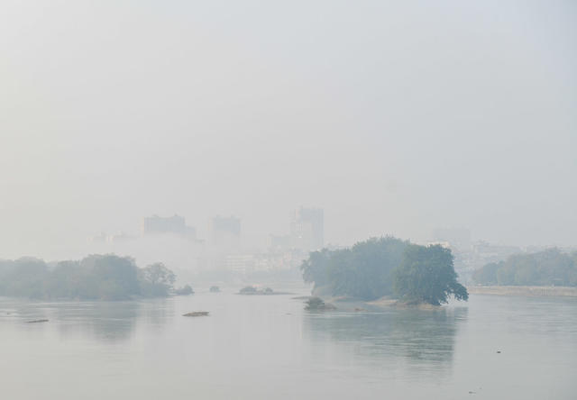 湖南道县：晨雾缭绕似仙境