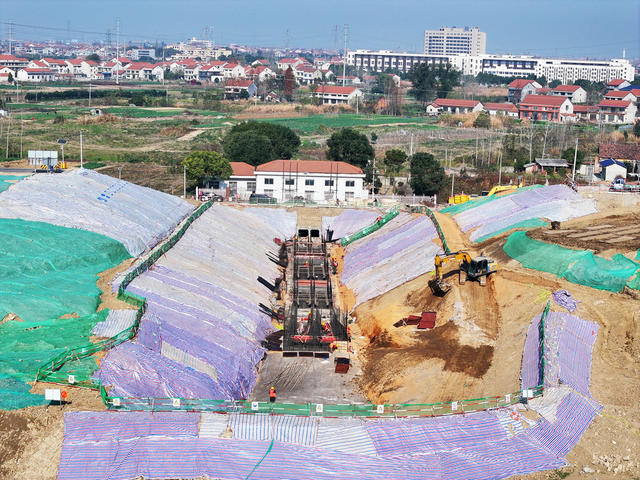 洞庭湖  堤垸  水利工程  堤防加固  电排涵闸  改造提质