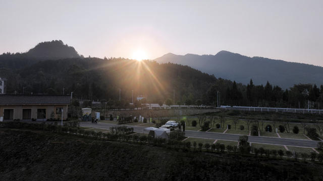 游客 露营 日落 宁远 打卡