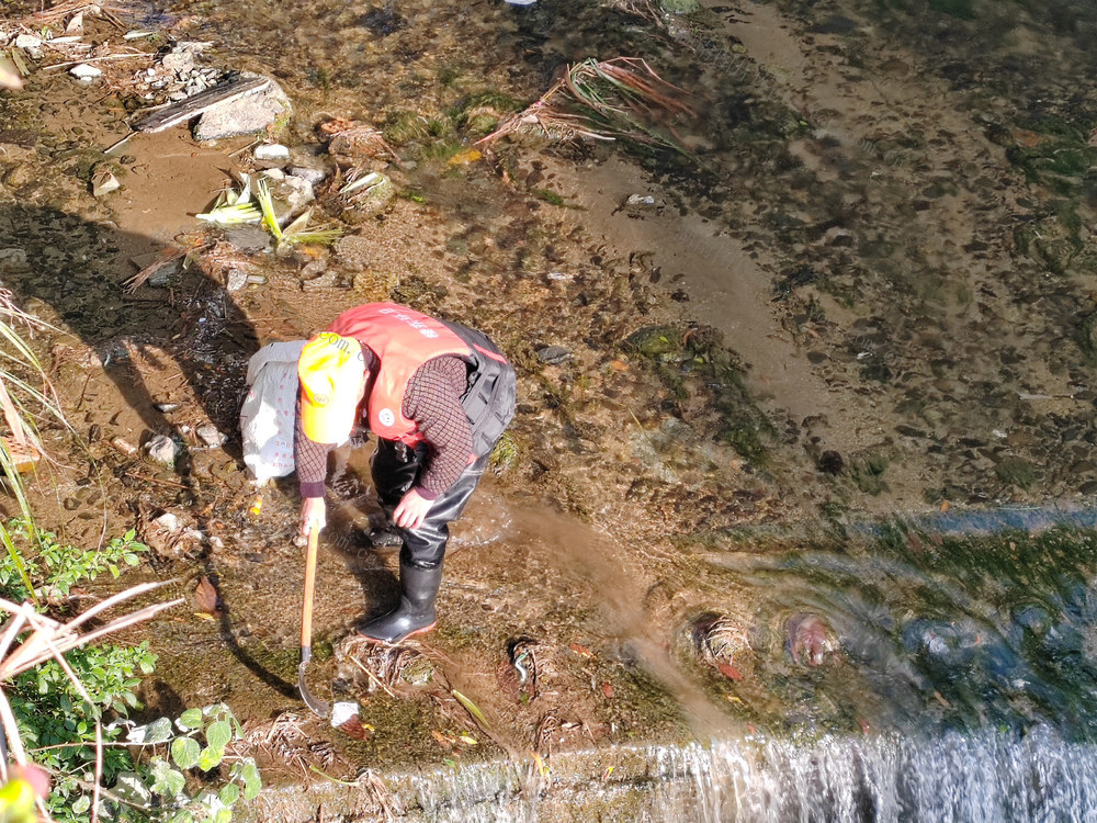 湖南桂东 河道 垃圾 沤江 元旦