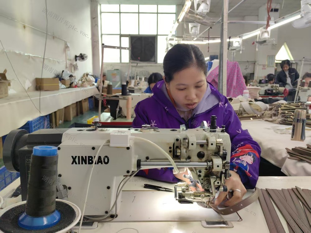  新田 指尖经济 订单出海 宝妈 增收