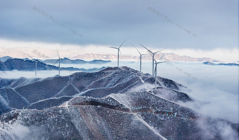 瑶山  雪景  风电  壮美