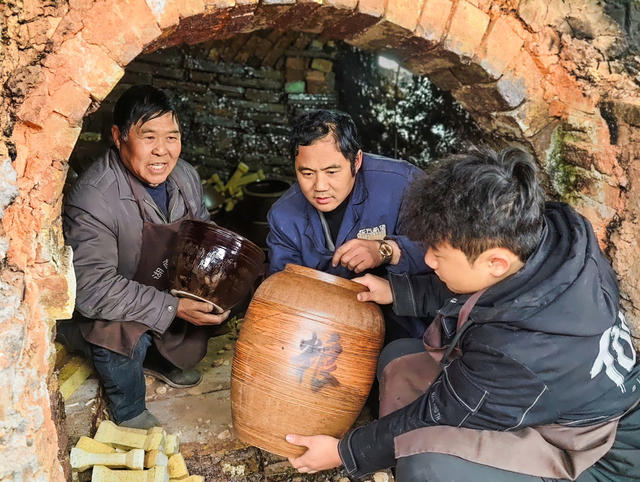 非遗  土陶  工艺  龙窑