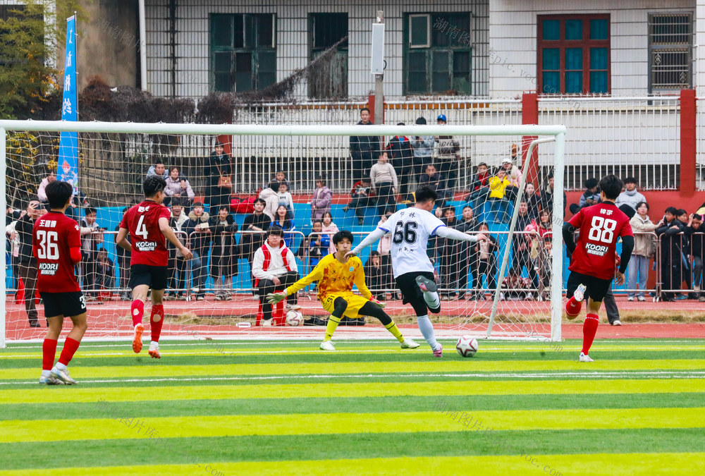 足球  友谊赛  精彩  纷呈