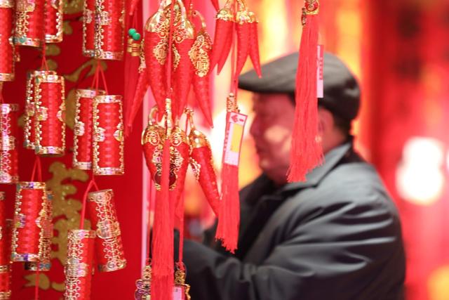 春节 中国结 春联 湘西 吉首 市民  红火 新春 佳节 关厢门