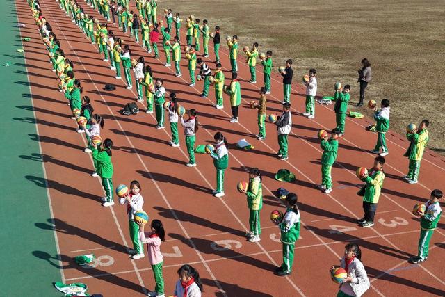 土家族 湘西 苗族 吉首 同学们 健身 阳光 体育 花式跑 广播体操  韵律 动感 篮球操