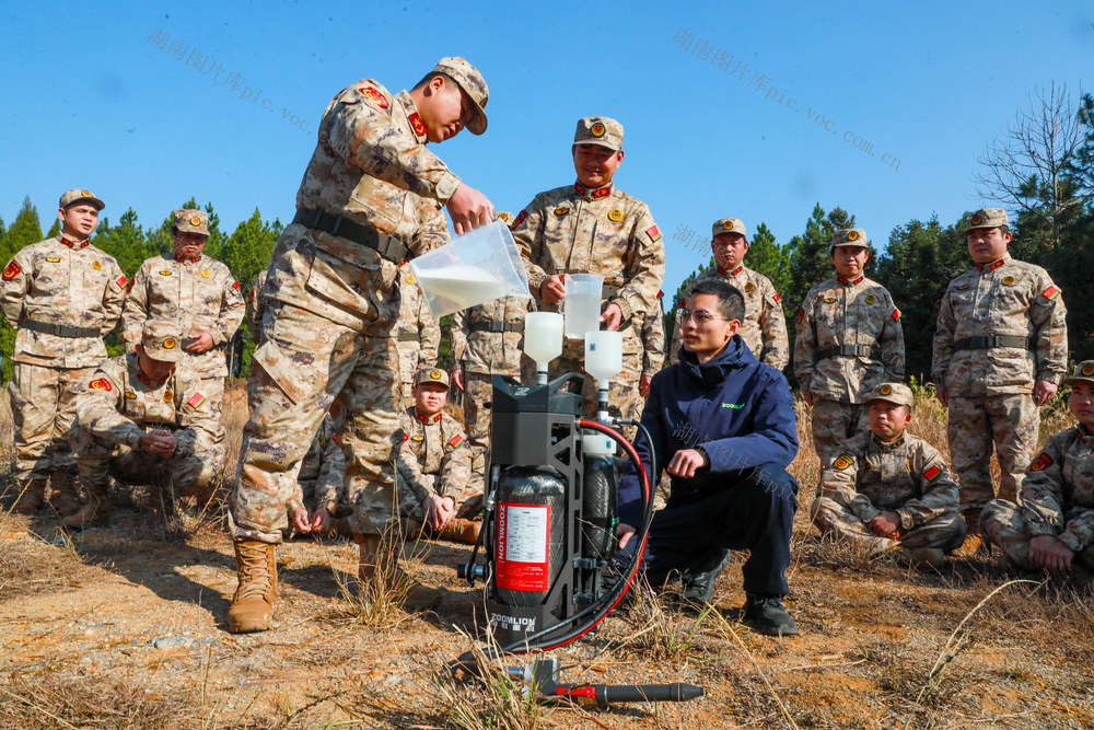 新年  民兵  开训  森林防火