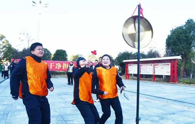  迎接第6个中国警察节