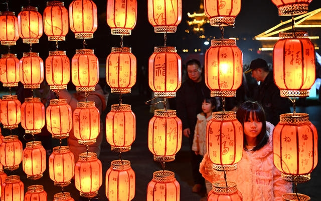 城步 花灯 春节 表演 节日 氛围 文化 大餐