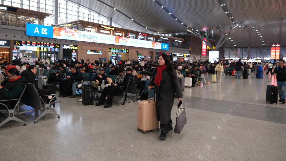 铁路，客流高峰