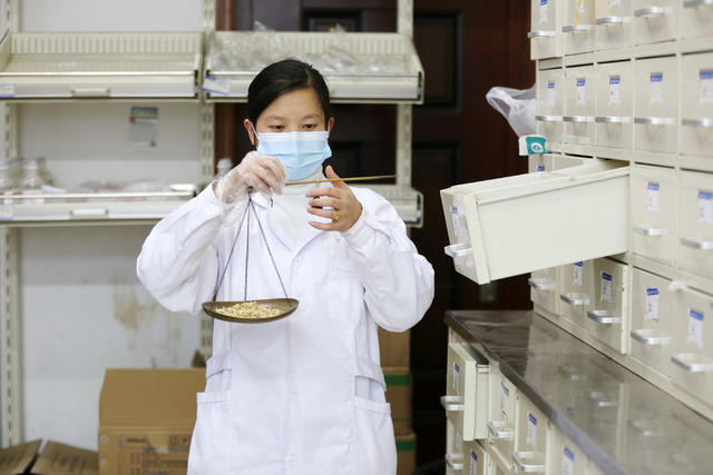 除夕，医院，医生