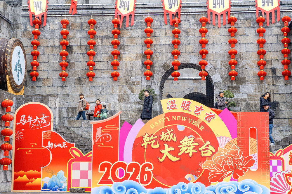 旅游过大年   过年新时尚