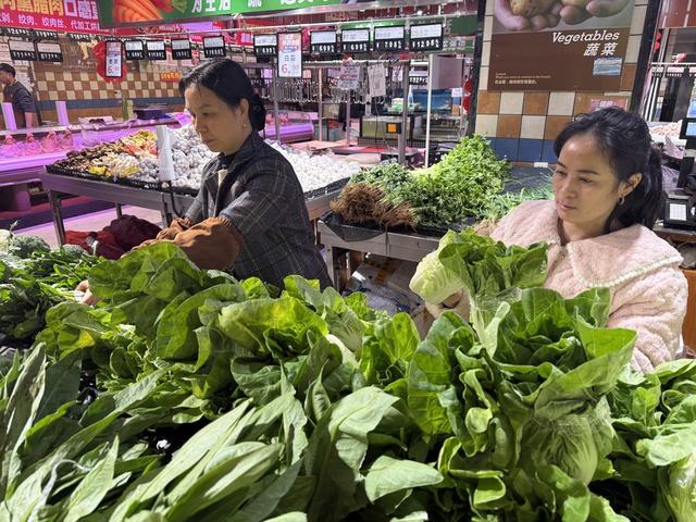 通道：福满“菜篮子”
