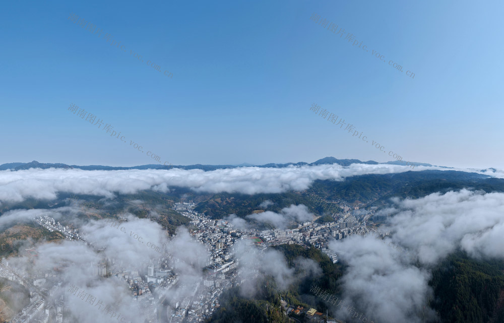 湖南桂东 山城 晨雾 马年 新春  云端 梦 