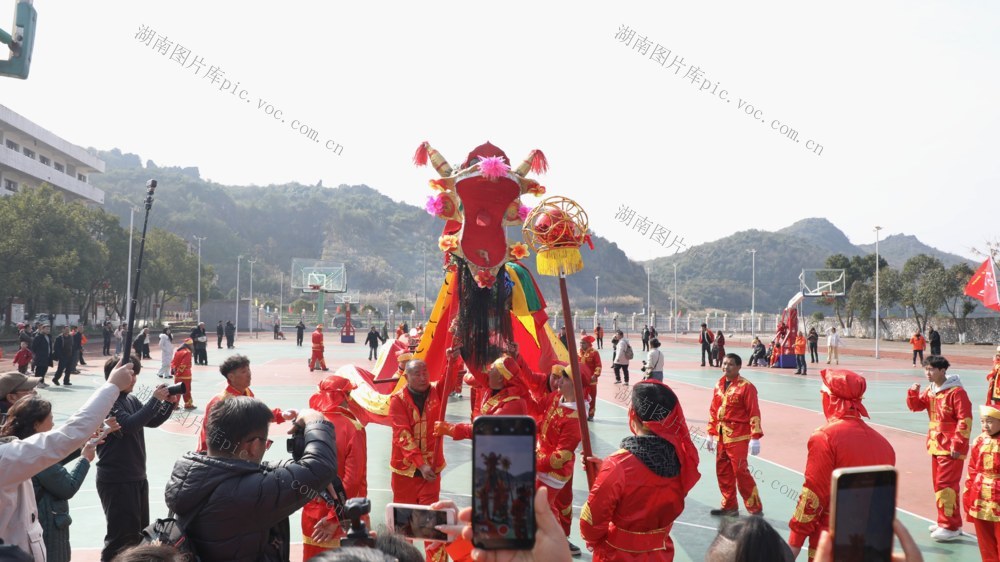 宁远 春节 舞龙  年俗 盛况空前 