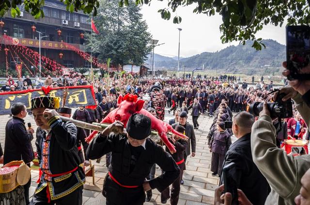 侗寨 村民 开展 传统 祭萨 表演 节目 喜迎 新春