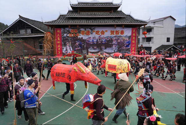 非遗“吃会节”  向晖侗寨