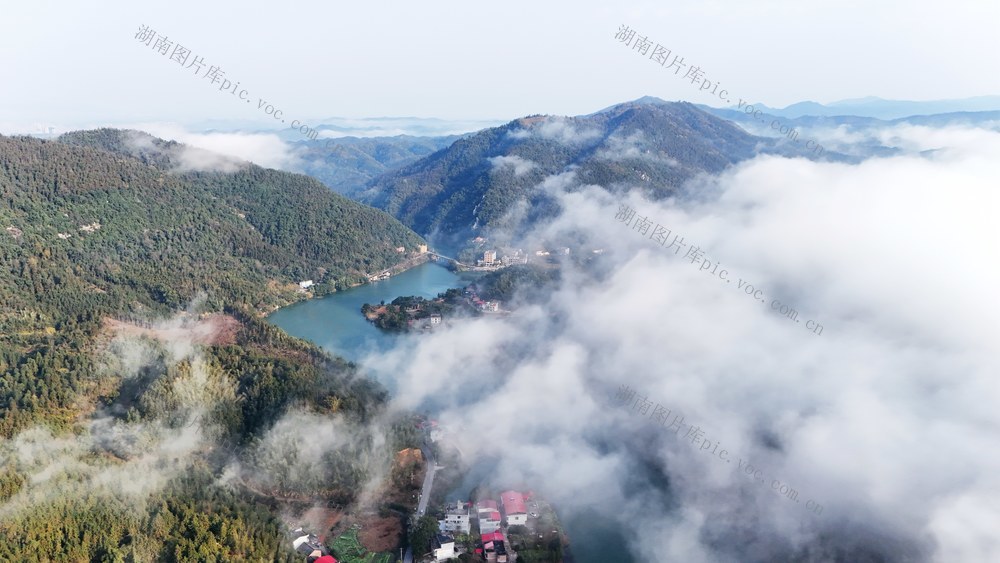 大雾  乡村  奇观  云海  熊峰山