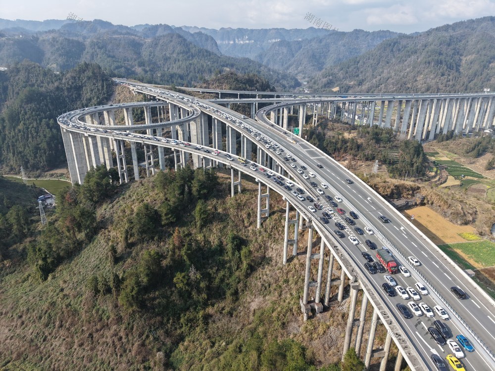 返程 吉首 石家寨 互通  车辆 堵车