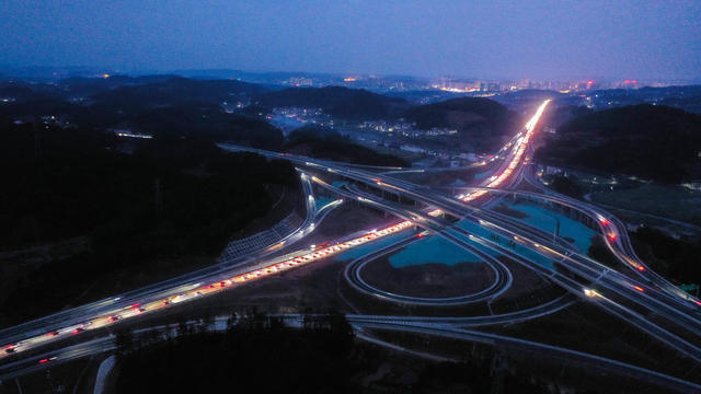 高速 新新高速 沪昆高速 返程 春运 春节 假期