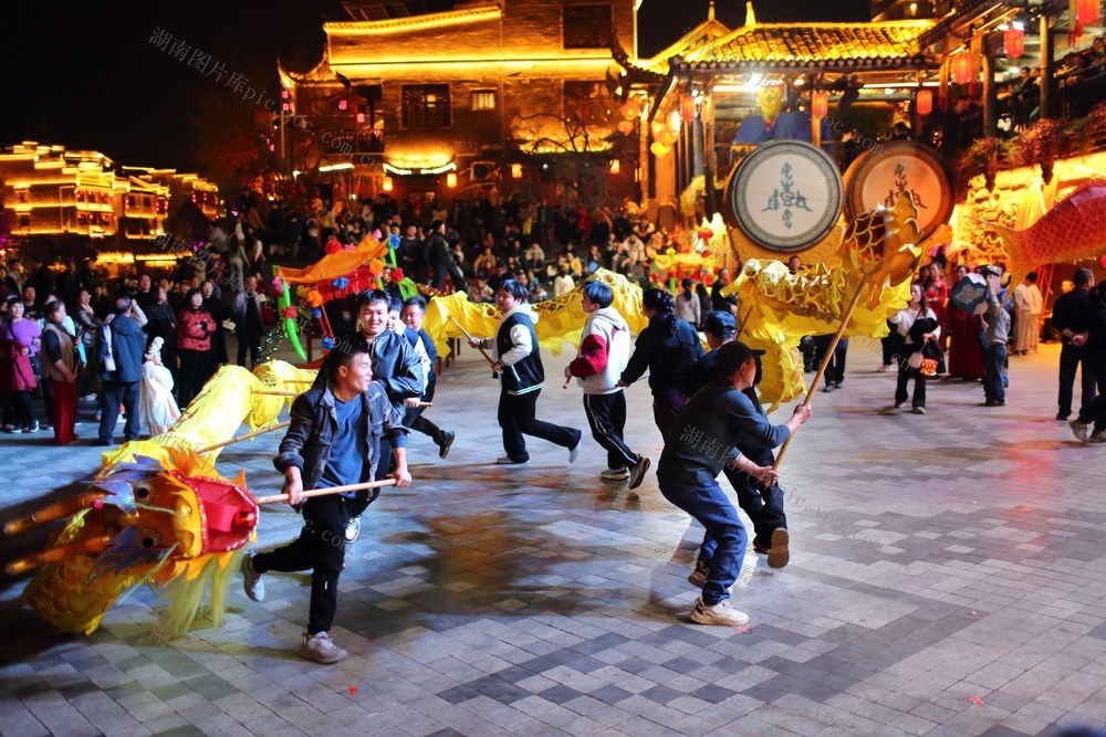 迎春 春节  舞龙