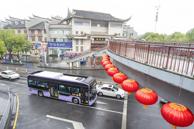 “定制公交”上线   “大站快”线模式运营