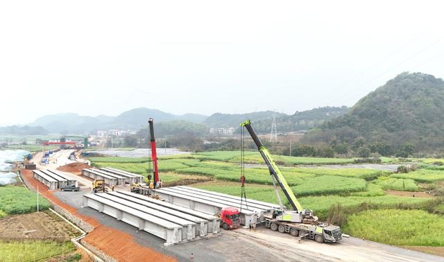  重点工程建设忙          