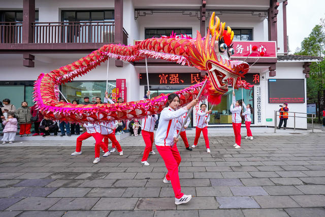 元宵 张家界 龙狮队