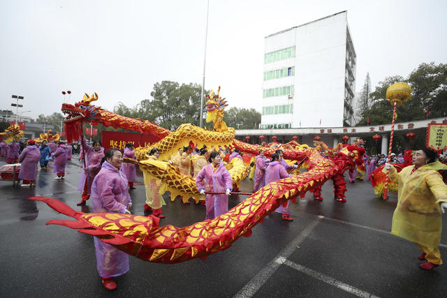 元宵 春节 舞龙舞狮