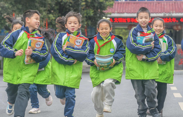 湖南道县：迎接新学期