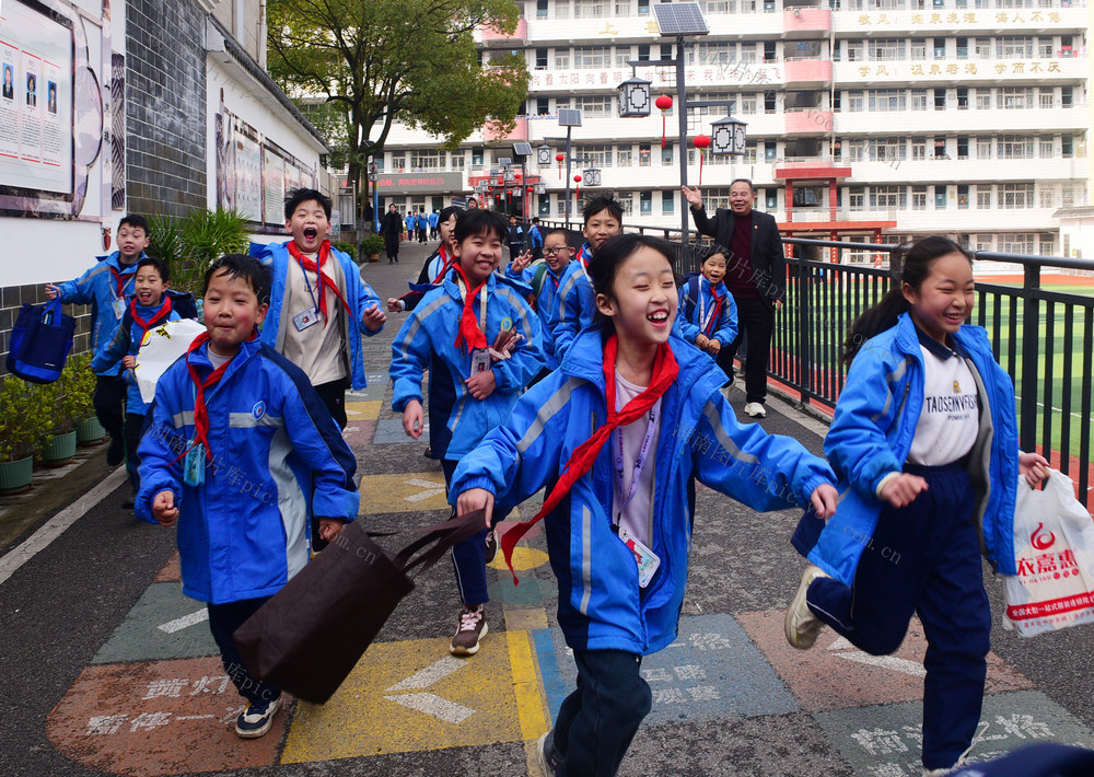 嘉禾：新学期开学
