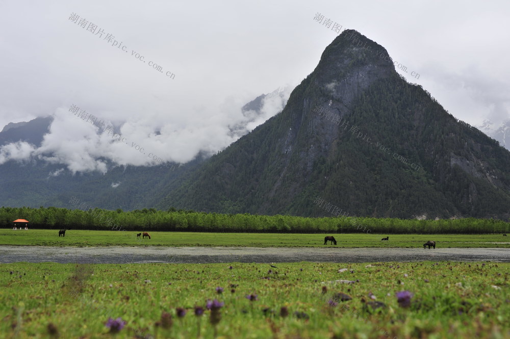 户外 山峰 雪山 山谷 火山