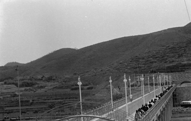 民工  渠道   修渠  隧洞  渡槽   通水   灌区