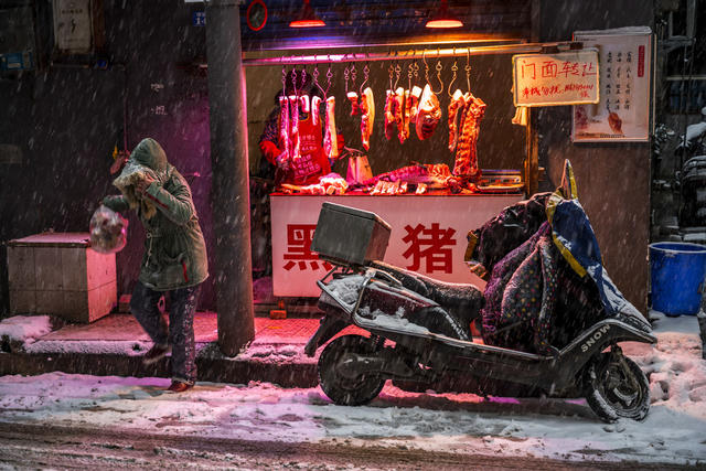 扫雪机  街道 街景 肉店