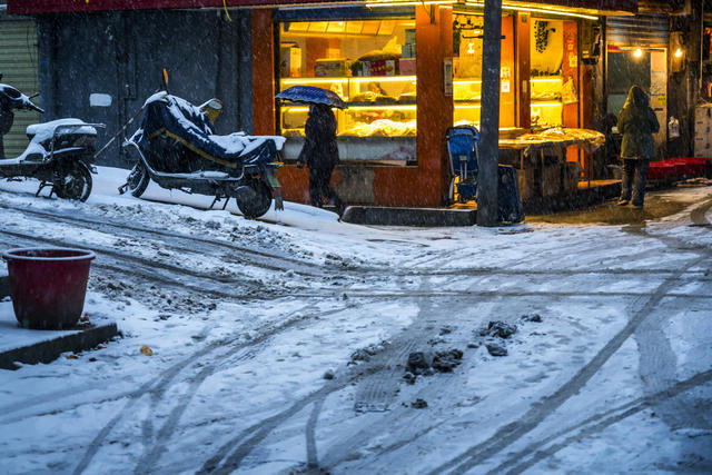扫雪机  街道 街景 肉店