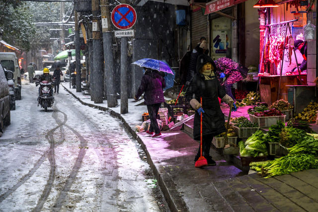 扫雪机  街道 街景 肉店