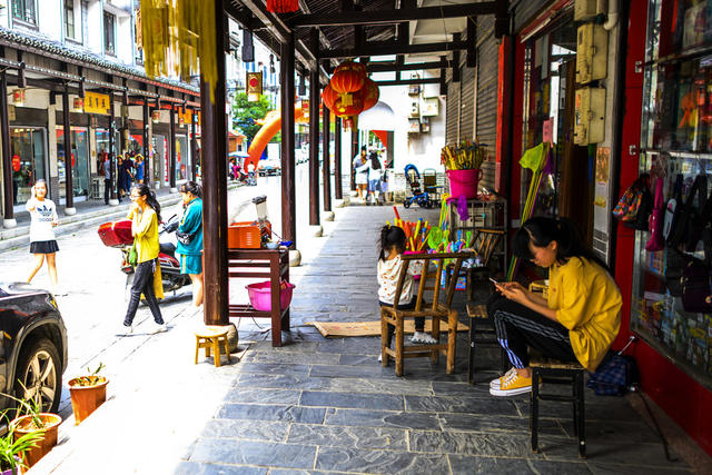 街景 街道 码头 小河 建筑