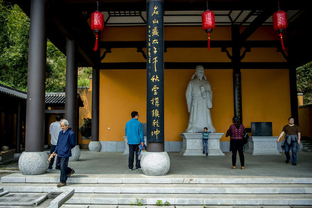 庭院 楼梯 宝座 寺庙 图书馆
