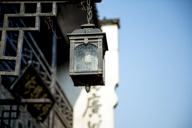 烧烤 餐厅 老人 街道 美女 钟表 锅 杂货店 饰品