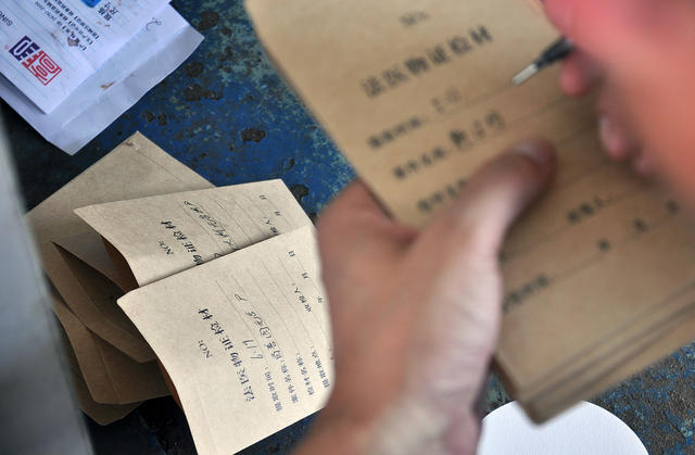 湘江、浏阳河、捞刀河长沙段河堤以下区域归长沙水警管辖。120多平方公里的面积，河岸线单边长度达80公里。值班时，辖区水域内发生的报警都是他出警。