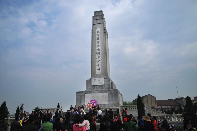 16名日本老人赴南县取证厂窖惨案