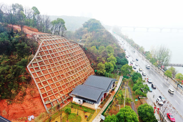 护坡  长沙  天心区  湘江中路