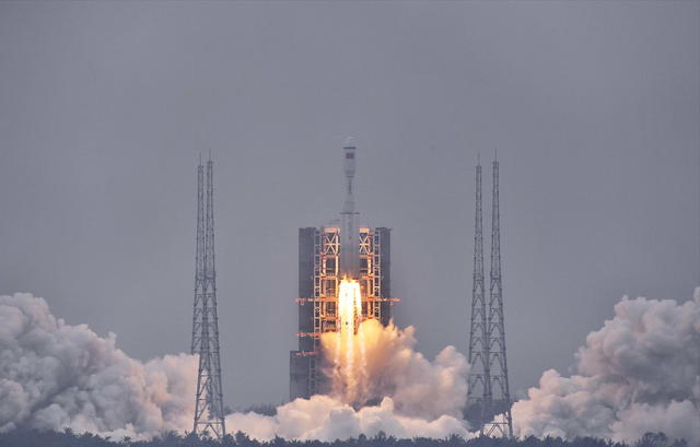 长征八号 首飞 海南 中国航天 运载火箭  一箭多星 可回收式火箭 最新0 钻探平台