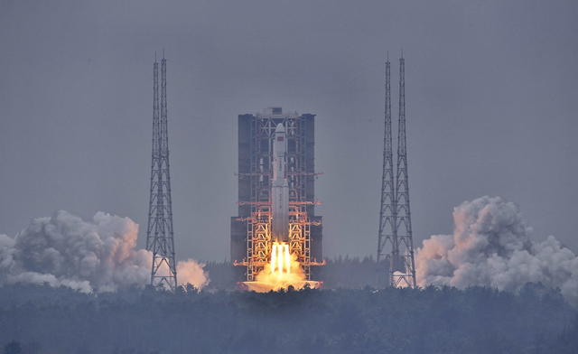长征八号 首飞 海南 中国航天 运载火箭  一箭多星 可回收式火箭 最新0 钻探平台