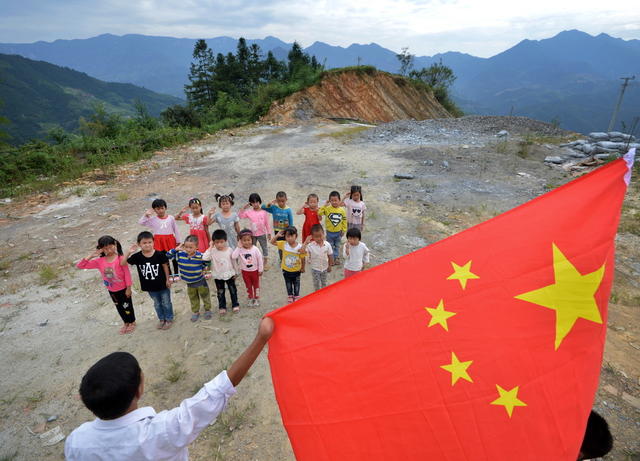 大山里的无掌恩师