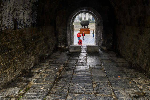  Castle building street view outdoor rock stone wall