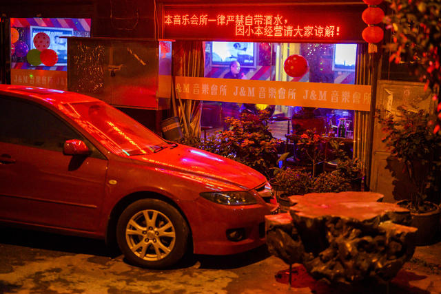 美女 家居物品 瓶子 汽车 演出 街道 工地 街景 夜景 理发店 其他