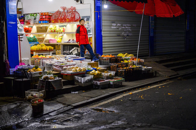 街景 夜景 街道 汽车 箱包 衣物 美女 老人 家居物品 餐厅 杂货店 拐杖