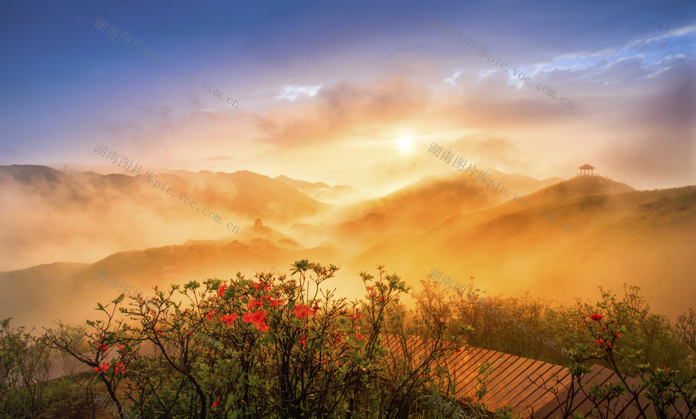 日落 山峰 户外